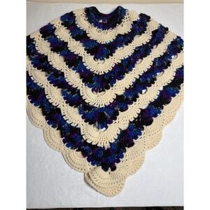 Handmade vintage chunky cottage core boho hippie scalloped poncho one size